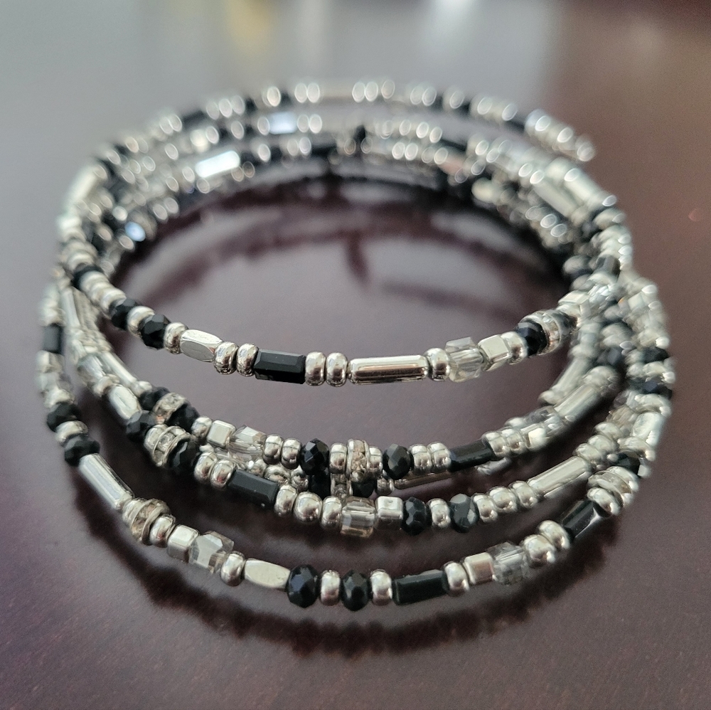 Beaded stretch bracelet